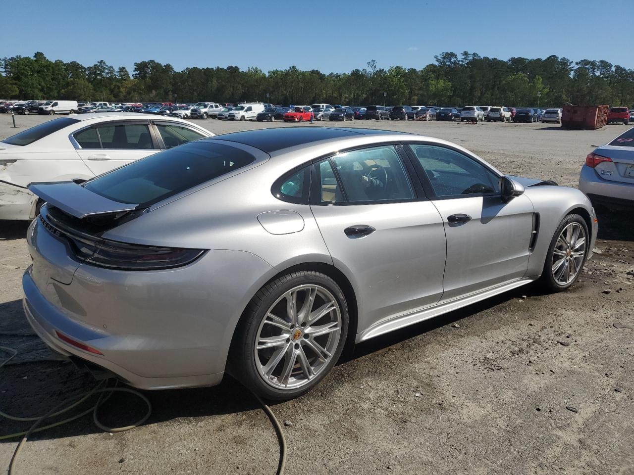 Photo 2 VIN: WP0AJ2A79PL102723 - PORSCHE PANAMERA 