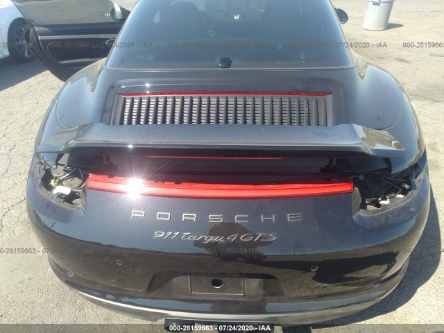 Photo 9 VIN: WP0BB2A92JS134591 - PORSCHE 911 