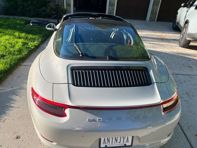 Photo 1 VIN: WP0BB2A98JS134305 - PORSCHE 911 