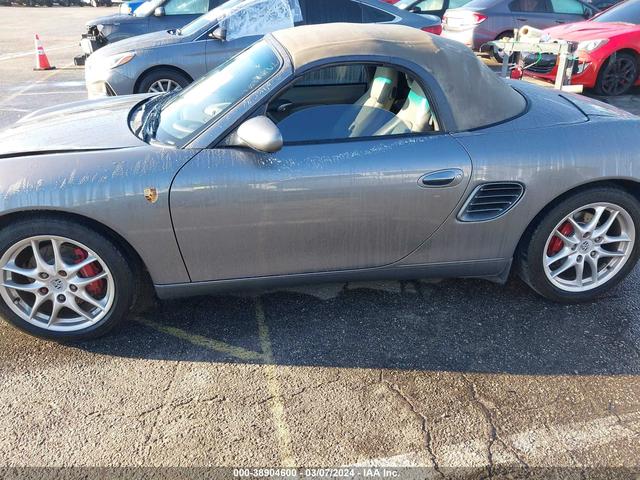 Photo 13 VIN: WP0CA298X3U620477 - PORSCHE BOXSTER 