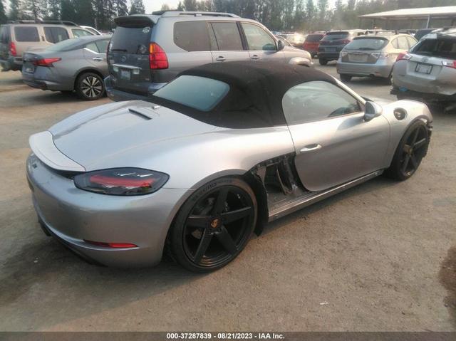 Photo 3 VIN: WP0CA2A81HS221388 - PORSCHE 718 BOXSTER 