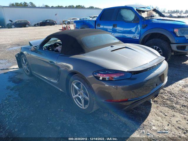 Photo 2 VIN: WP0CA2A82HS220704 - PORSCHE 718 BOXSTER 