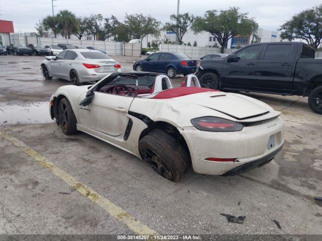 Photo 2 VIN: WP0CA2A84HS221711 - PORSCHE BOXSTER 