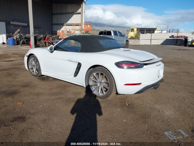 Photo 2 VIN: WP0CA2A8XJS210766 - PORSCHE 718 BOXSTER 