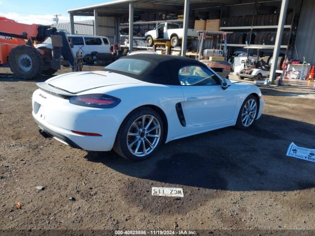 Photo 3 VIN: WP0CA2A8XJS210766 - PORSCHE 718 BOXSTER 