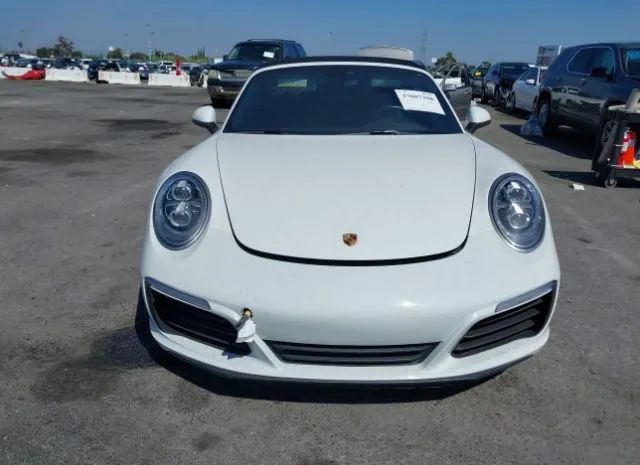 Photo 5 VIN: WP0CA2A93KS129263 - PORSCHE 911 