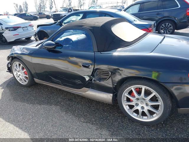 Photo 13 VIN: WP0CB2980YU662418 - PORSCHE BOXSTER 