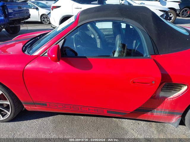 Photo 13 VIN: WP0CB2987YS660368 - PORSCHE BOXSTER 