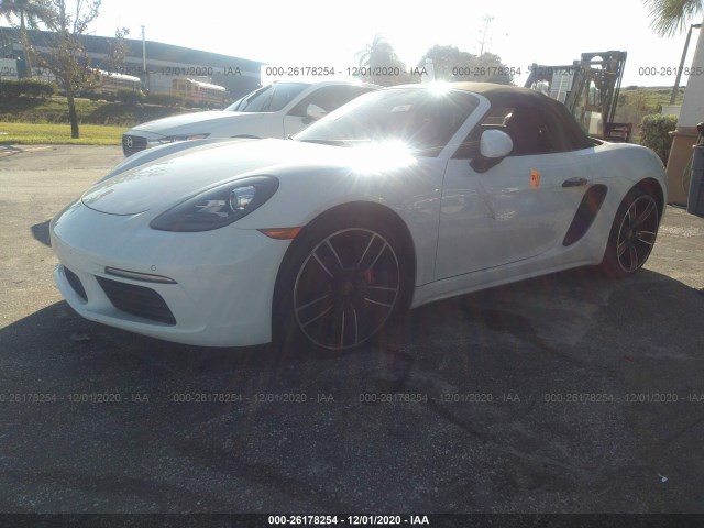 Photo 1 VIN: WP0CB2A80HS241242 - PORSCHE 718 BOXSTER 