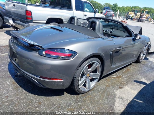 Photo 3 VIN: WP0CB2A80HS241306 - PORSCHE 718 BOXSTER 