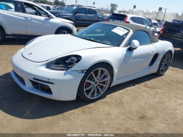 Photo 1 VIN: WP0CB2A81KS228734 - PORSCHE 718 BOXSTER 