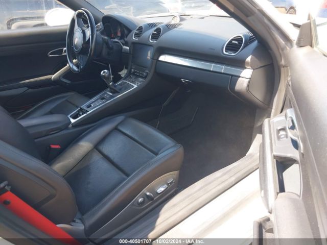 Photo 4 VIN: WP0CB2A81KS228734 - PORSCHE 718 BOXSTER 