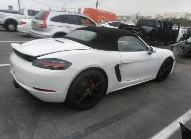 Photo 3 VIN: WP0CB2A89HS241224 - PORSCHE 718 BOXSTER 