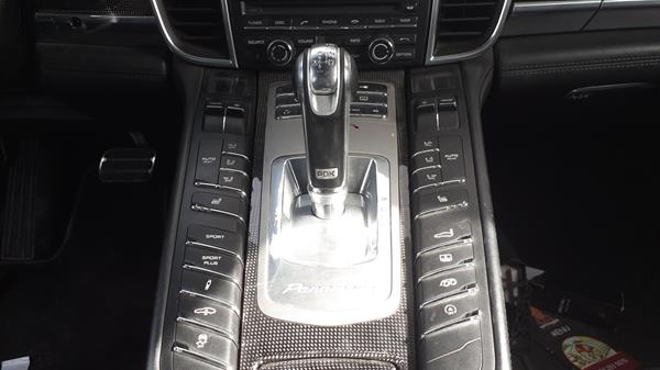 Photo 18 VIN: WP0ZZZ97ZAL081157 - PORSCHE PANAMERA 