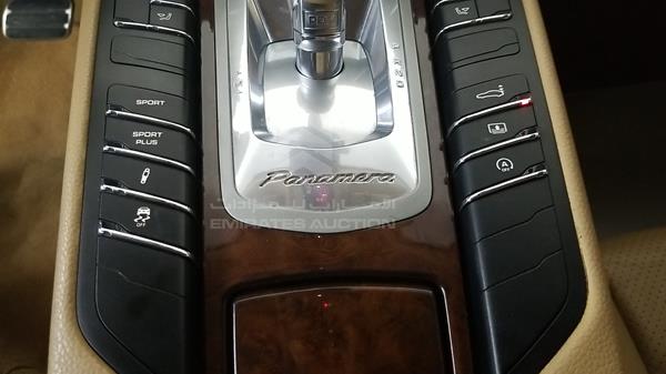 Photo 21 VIN: WP0ZZZ97ZBL002023 - PORSCHE PANAMERA 