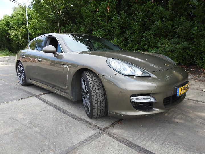 Photo 5 VIN: WP0ZZZ97ZBL080879 - PORSCHE PANAMERA HATCHBACK 