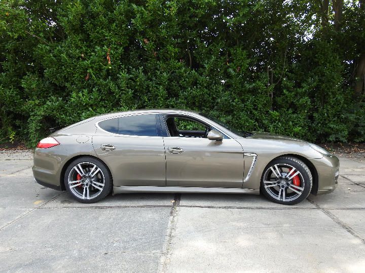 Photo 6 VIN: WP0ZZZ97ZBL080879 - PORSCHE PANAMERA HATCHBACK 