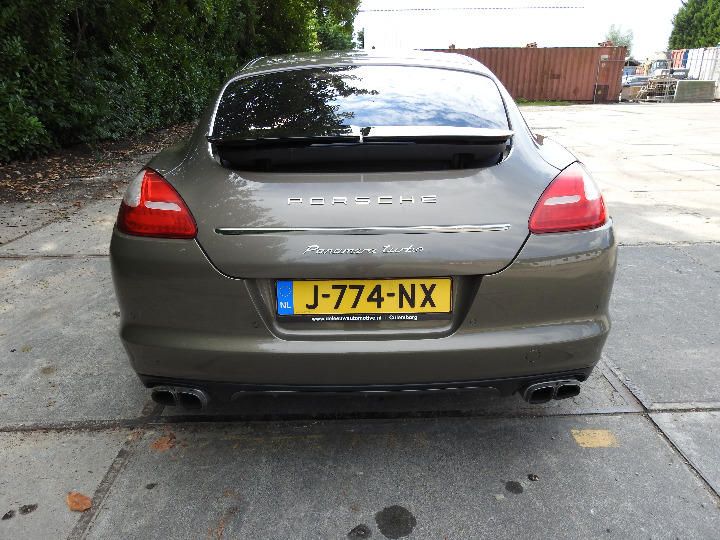 Photo 8 VIN: WP0ZZZ97ZBL080879 - PORSCHE PANAMERA HATCHBACK 