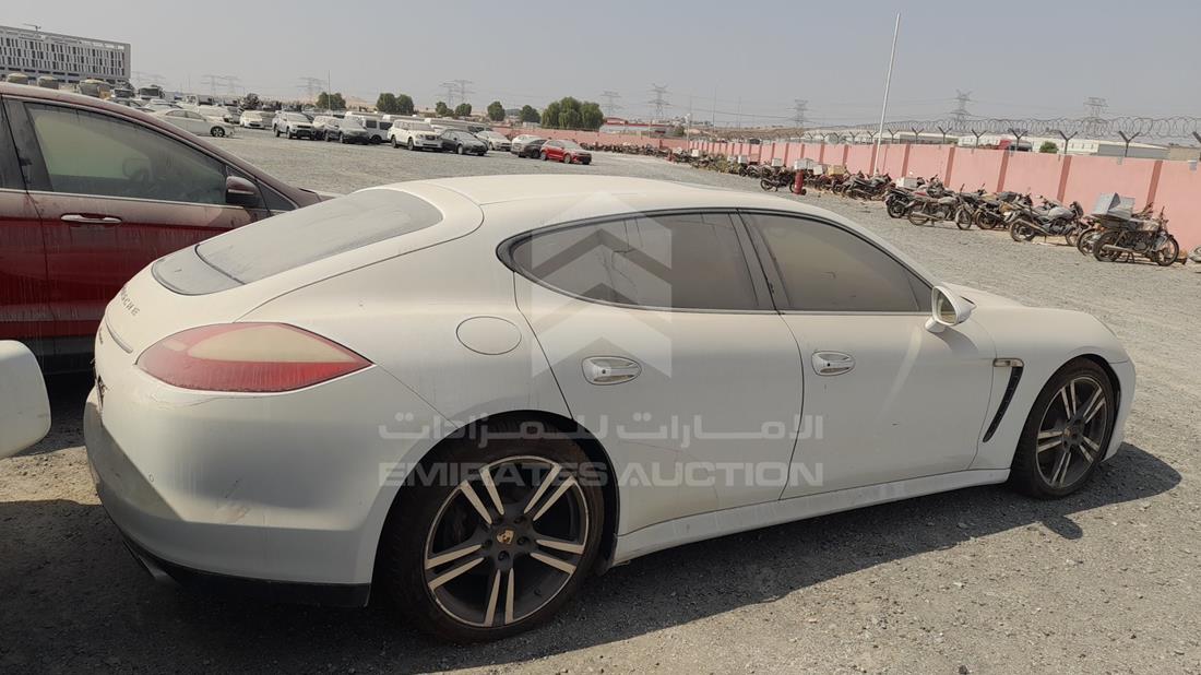 Photo 8 VIN: WP0ZZZ97ZDL000801 - PORSCHE PANAMERA 