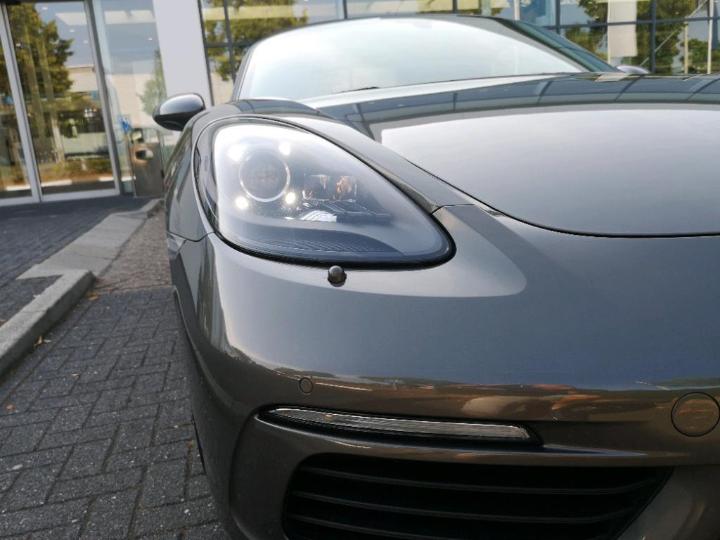 Photo 11 VIN: WP0ZZZ98ZJS220376 - PORSCHE 718 BOXSTER S 