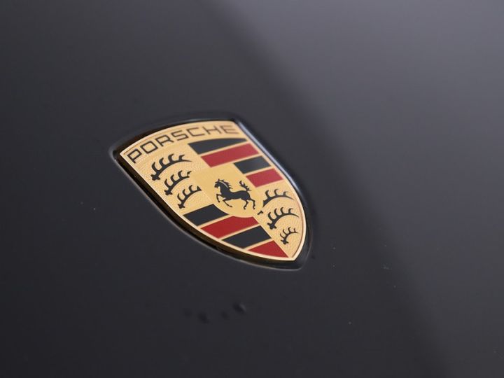 Photo 21 VIN: WP0ZZZY1ZLSA67588 - PORSCHE TAYCAN 