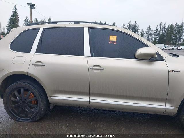 Photo 12 VIN: WP1AA29P56LA26483 - PORSCHE CAYENNE 