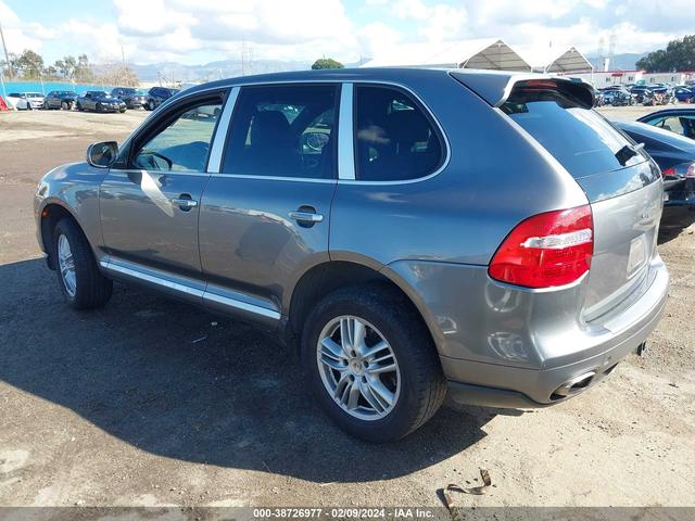 Photo 2 VIN: WP1AA29P59LA09557 - PORSCHE CAYENNE 