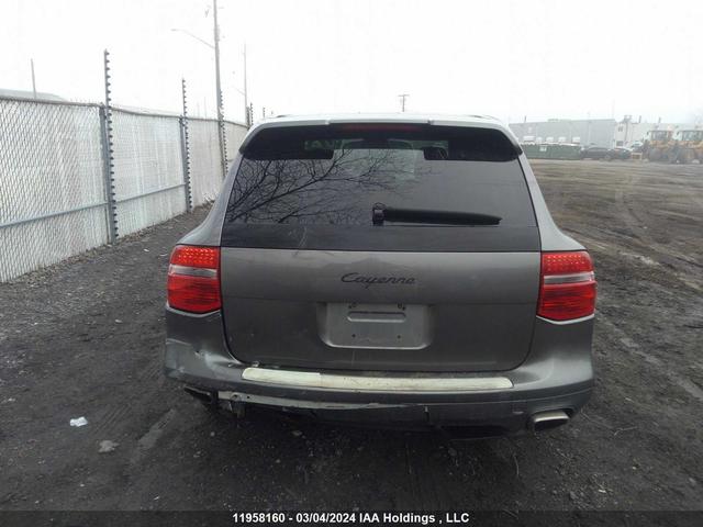 Photo 15 VIN: WP1AA29P68LA16080 - PORSCHE CAYENNE 