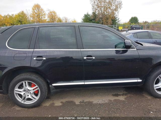 Photo 12 VIN: WP1AA29P78LA16203 - PORSCHE CAYENNE 