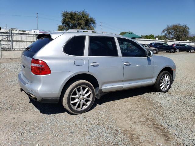 Photo 2 VIN: WP1AA29P88LA18168 - PORSCHE CAYENNE 