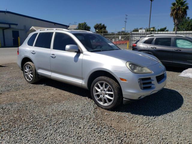 Photo 3 VIN: WP1AA29P88LA18168 - PORSCHE CAYENNE 