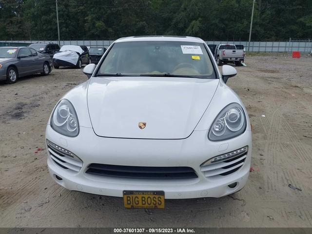 Photo 11 VIN: WP1AA2A20CLA08095 - PORSCHE CAYENNE 