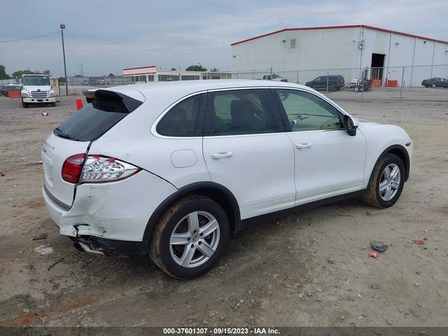 Photo 3 VIN: WP1AA2A20CLA08095 - PORSCHE CAYENNE 