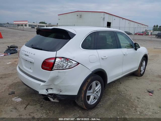 Photo 5 VIN: WP1AA2A20CLA08095 - PORSCHE CAYENNE 