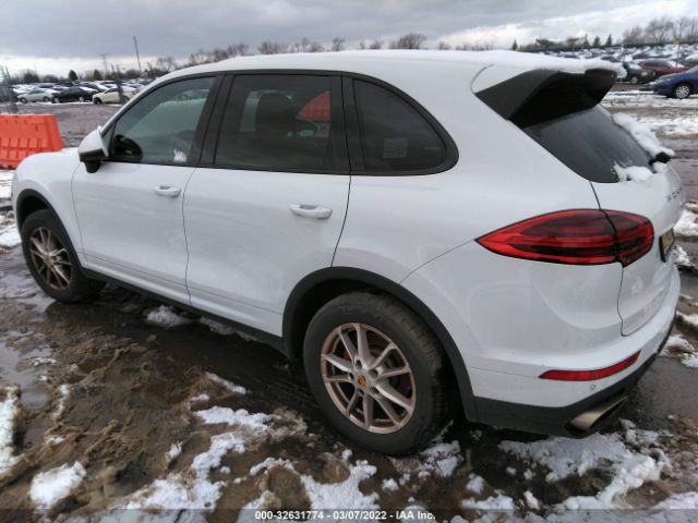 Photo 2 VIN: WP1AA2A20GKA12515 - PORSCHE CAYENNE 