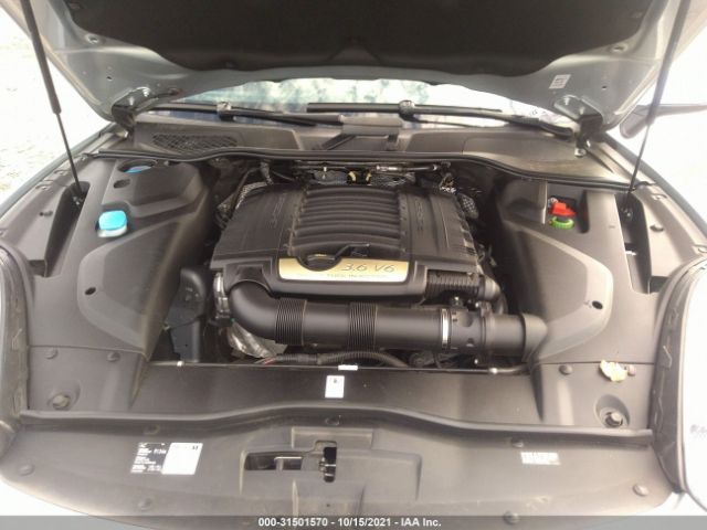 Photo 9 VIN: WP1AA2A20GLA04781 - PORSCHE CAYENNE 