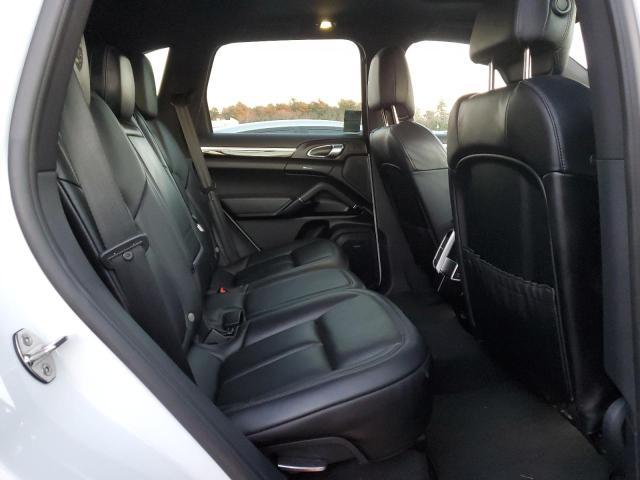 Photo 10 VIN: WP1AA2A20HKA80735 - PORSCHE CAYENNE 