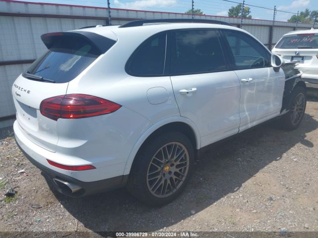 Photo 3 VIN: WP1AA2A20HKA81531 - PORSCHE CAYENNE 