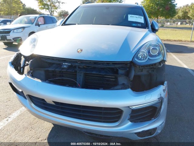 Photo 5 VIN: WP1AA2A20HKA82744 - PORSCHE CAYENNE 