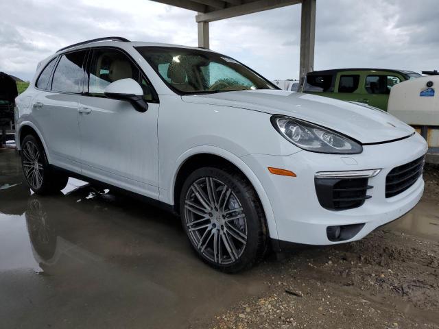 Photo 3 VIN: WP1AA2A20HKA90715 - PORSCHE CAYENNE 