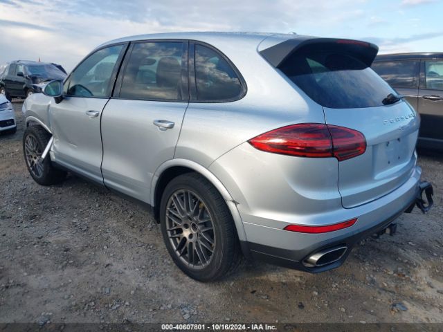 Photo 2 VIN: WP1AA2A20HKA92089 - PORSCHE CAYENNE 