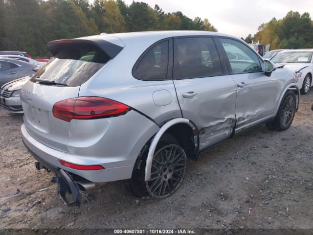 Photo 3 VIN: WP1AA2A20HKA92089 - PORSCHE CAYENNE 