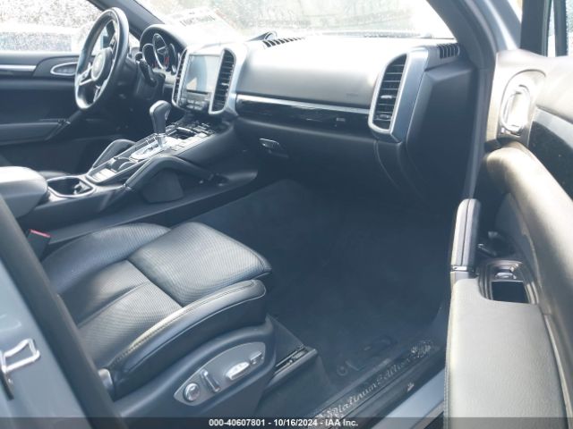 Photo 4 VIN: WP1AA2A20HKA92089 - PORSCHE CAYENNE 