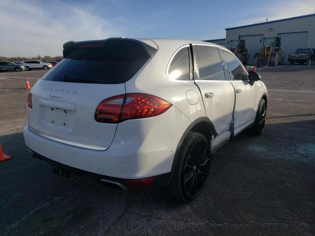 Photo 3 VIN: WP1AA2A21CLA06663 - PORSCHE CAYENNE 