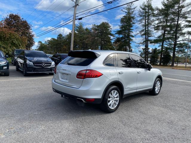 Photo 2 VIN: WP1AA2A21CLA08493 - PORSCHE CAYENNE 