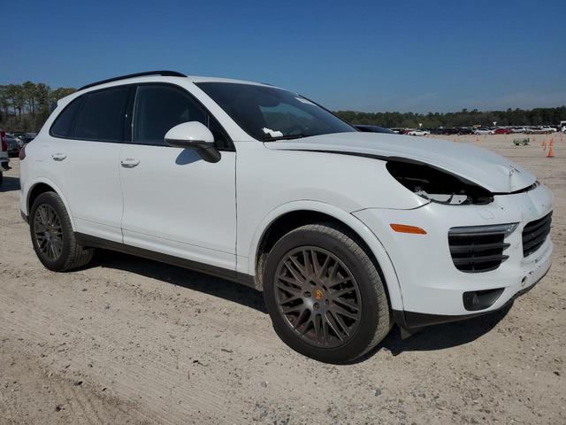 Photo 3 VIN: WP1AA2A21HKA82798 - PORSCHE CAYENNE 