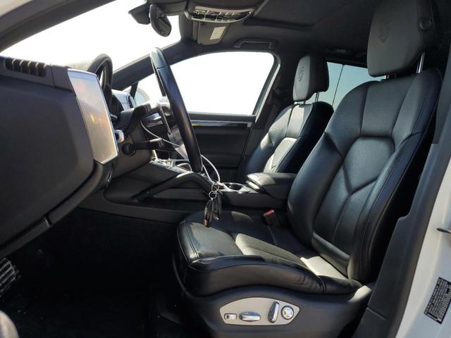 Photo 6 VIN: WP1AA2A21HKA82798 - PORSCHE CAYENNE 