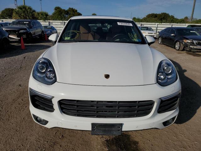 Photo 4 VIN: WP1AA2A21HKA87421 - PORSCHE CAYENNE 