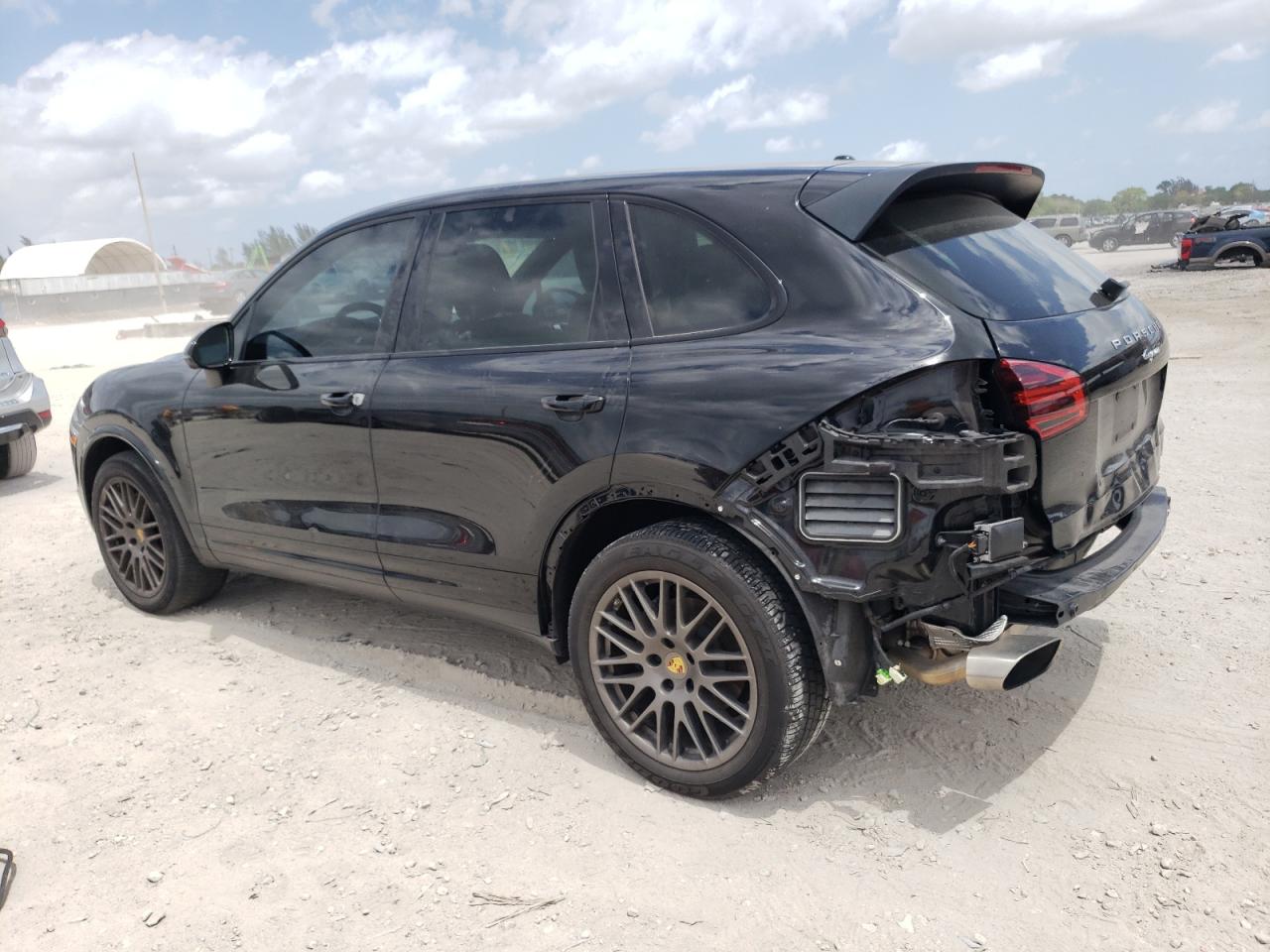 Photo 1 VIN: WP1AA2A21JKA06732 - PORSCHE CAYENNE 