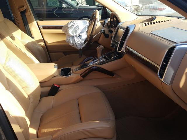 Photo 4 VIN: WP1AA2A22CLA04498 - PORSCHE CAYENNE 